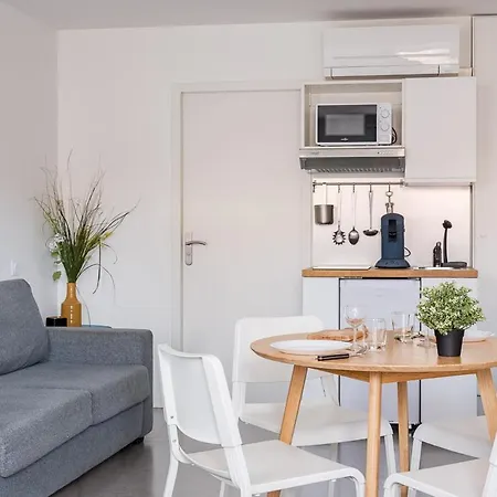 Premier Acte - Spacieuse Sur Les Allées 3*