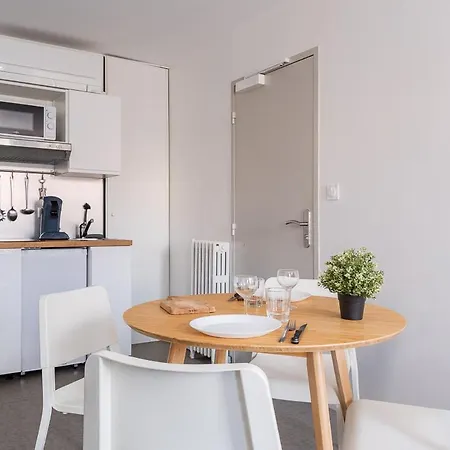 Premier Acte - Spacieuse Sur Les Allees Aparthotel 3*